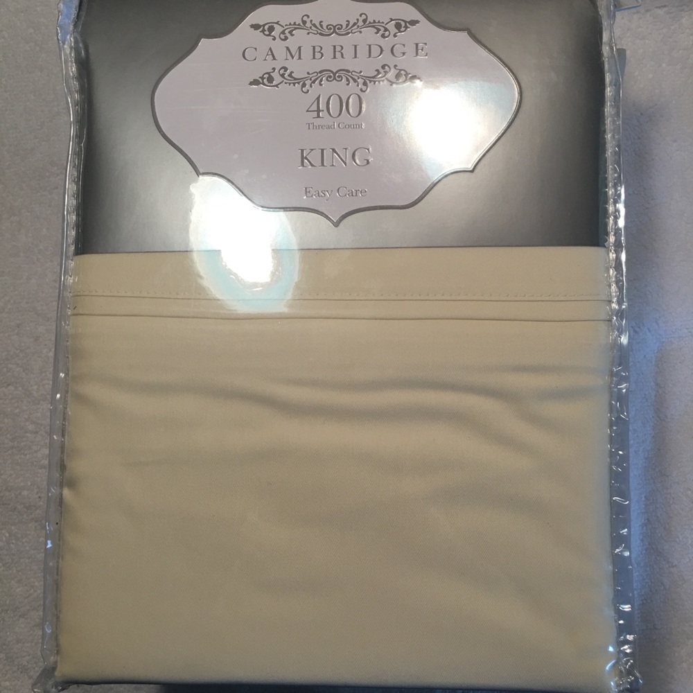 NWT 400 thread count king Cambridge off white sheets